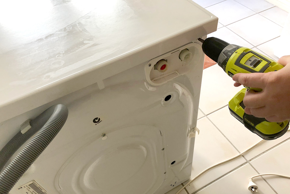 ドラム式洗濯機のパッキンの交換方法