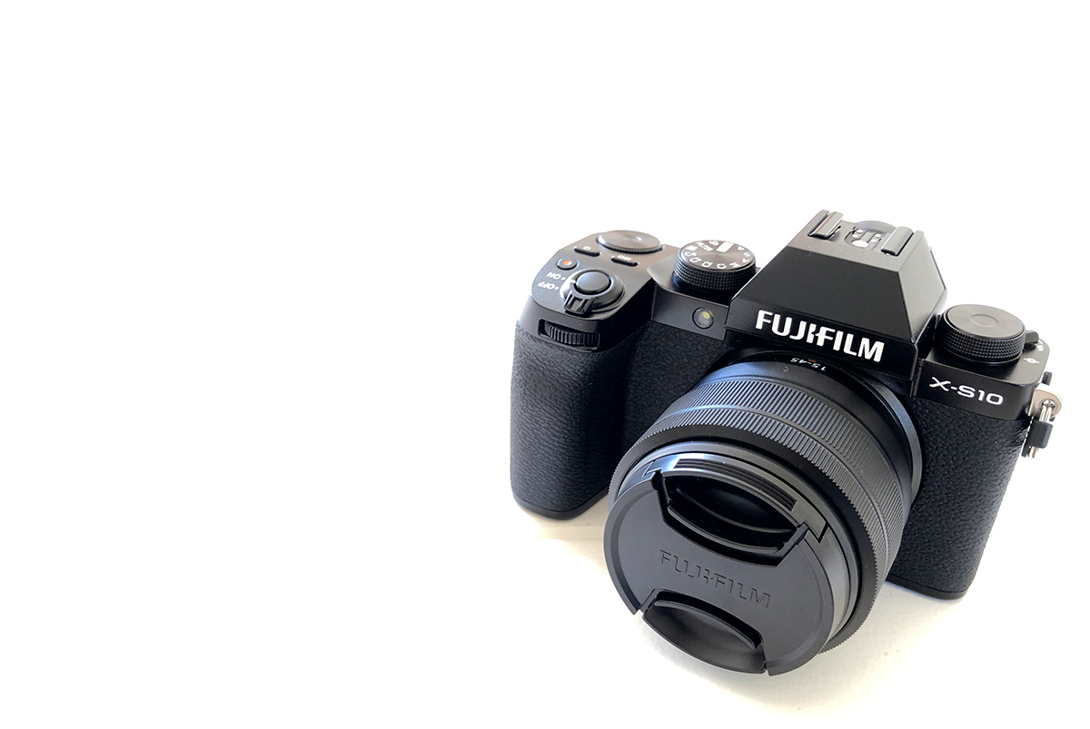 【カメラと写真】FUJIFILM X-S10のxc15-45mm購入・なぜレンズ 