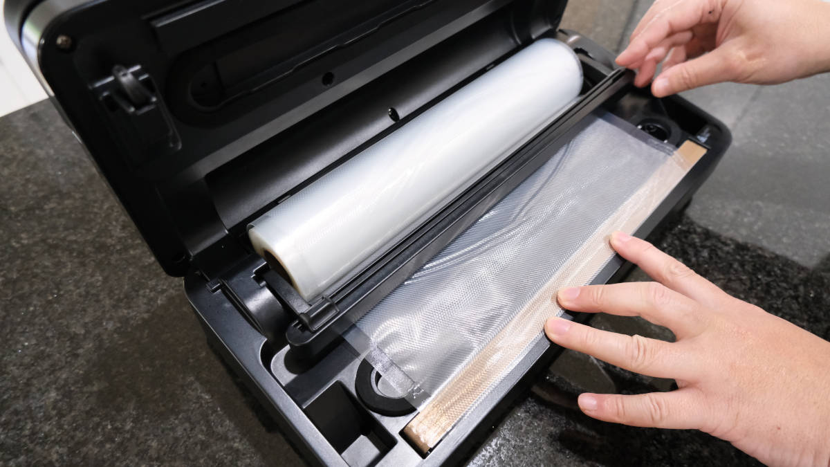 真空パック機「Anova Precision Vacuum Sealer Pro」レビュー