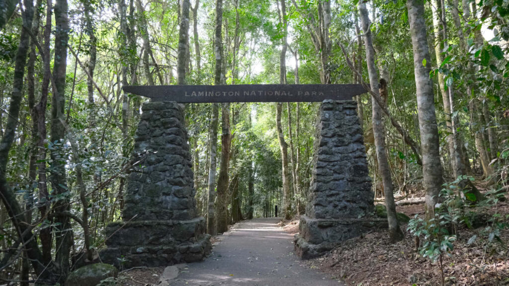 ゴールドコースト観光ラミントン国立公園のオライリーズ